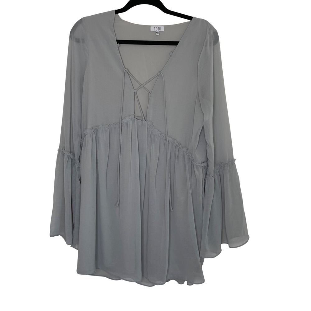 Tobi Flowy Sheer Light Gray Blouse with Ruffle Details Boho Chic Womens M‎
